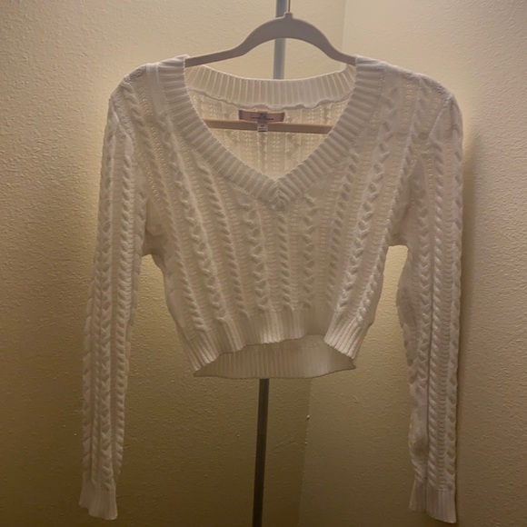 Cropped Too - Picture 1 of 1